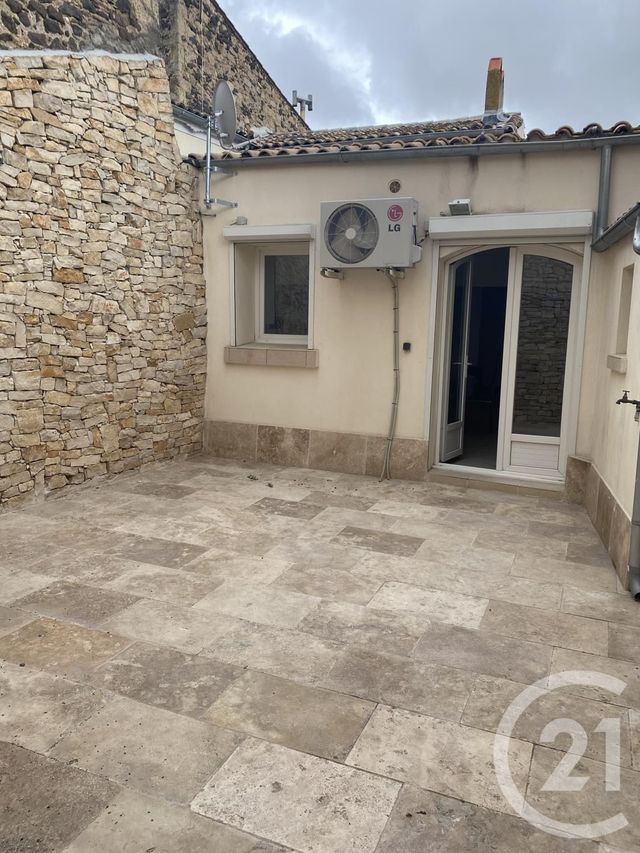 Maison à louer - 3 pièces - 110 m2 - Lezignan La Cebe - 34 - LANGUEDOC-ROUSSILLON