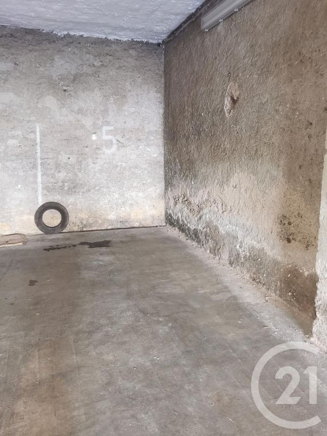 Parking à louer - 20 m2 - Pezenas - 34 - LANGUEDOC-ROUSSILLON